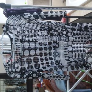 068 EUC Lynn Richie silver shirt